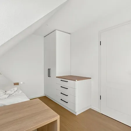 Holiday home Grachtennest 2 *