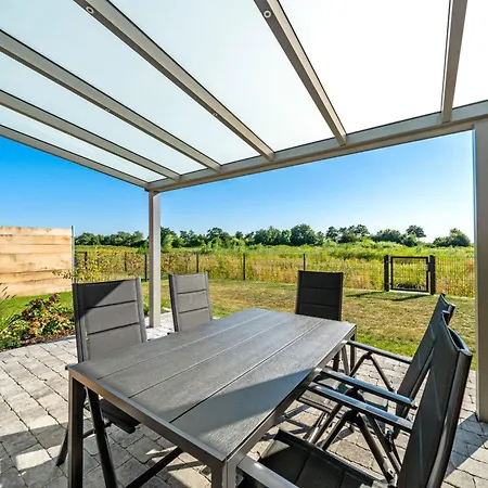 Holiday home Grachtennest 2