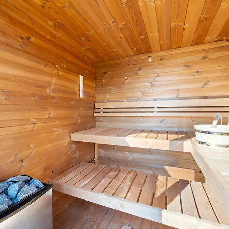 Holiday home Grachtennest 2
