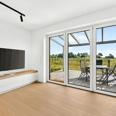 Holiday home Grachtennest 2 Greetsiel
